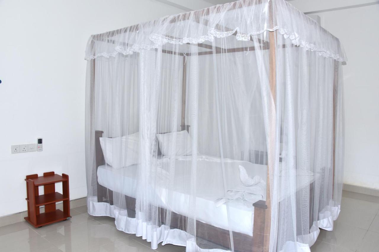 Sigiriya Sun Shine Villa Phòng bức ảnh